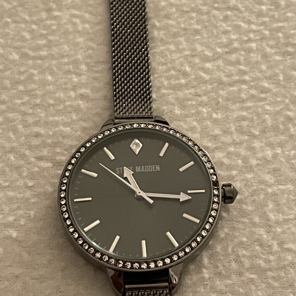Steve Madden Ladies Watch - Picture 3 of 4